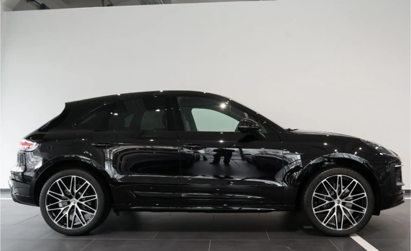 Porsche Macan = Sport Chrono= PorscheActive Suspension Гаранци, снимка 4 - Автомобили и джипове - 47295475