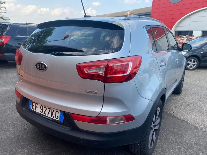 Kia Sportage, снимка 5 - Автомобили и джипове - 48242470