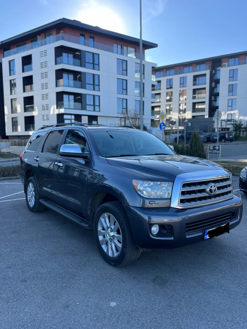 Toyota Sequoia, снимка 3 - Автомобили и джипове - 49049159