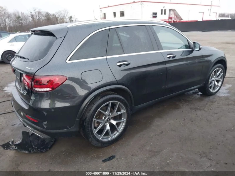 Mercedes-Benz GLC 300 2021 MERCEDES-BENZ GLC 300 4MATIC SUV, снимка 9 - Автомобили и джипове - 48769690