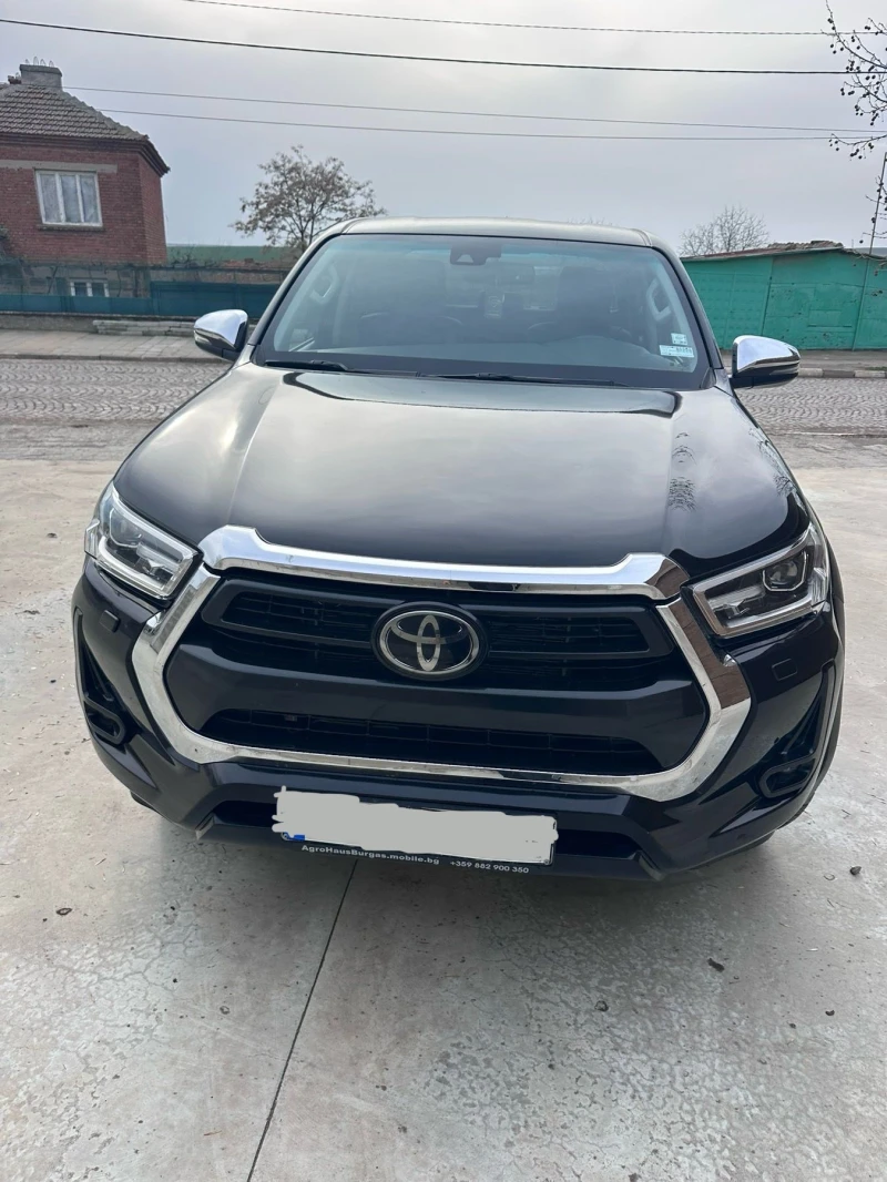 Toyota Hilux 2.8 D-4D ЛИИНГ, снимка 4 - Автомобили и джипове - 49471637