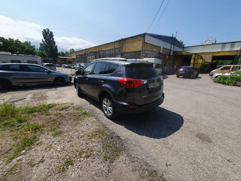 Toyota Rav4 2.2 150кс, снимка 14 - Автомобили и джипове - 52474530