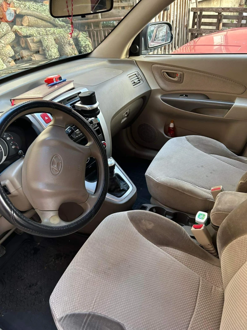 Hyundai Tucson, снимка 4 - Автомобили и джипове - 52733475