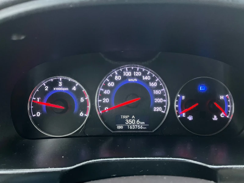 Hyundai Santa fe 2.2CRDi 197кс 4х4 Автомат Face, снимка 8 - Автомобили и джипове - 53437514