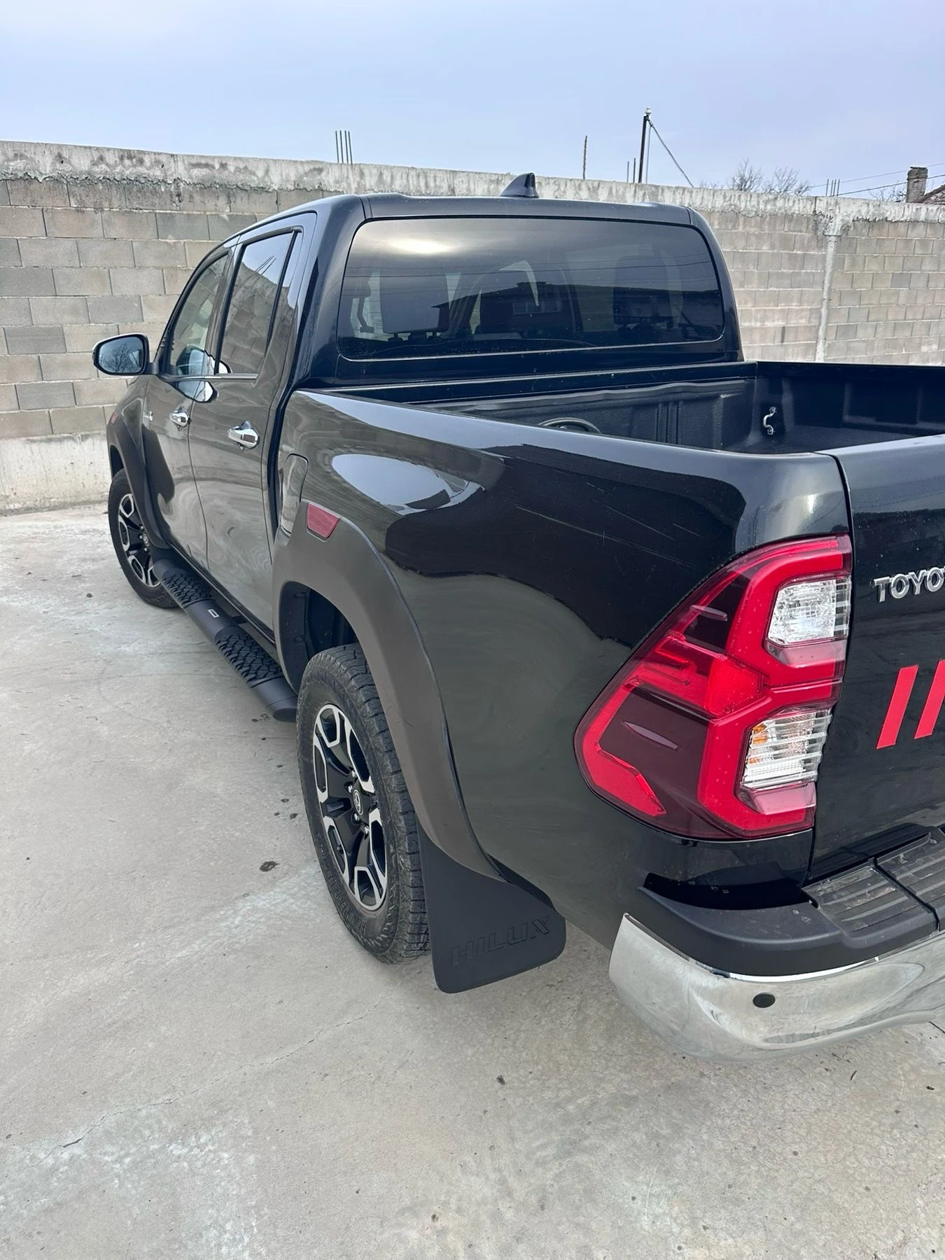 Toyota Hilux 2.8 D-4D ЛИИНГ - изображение 5