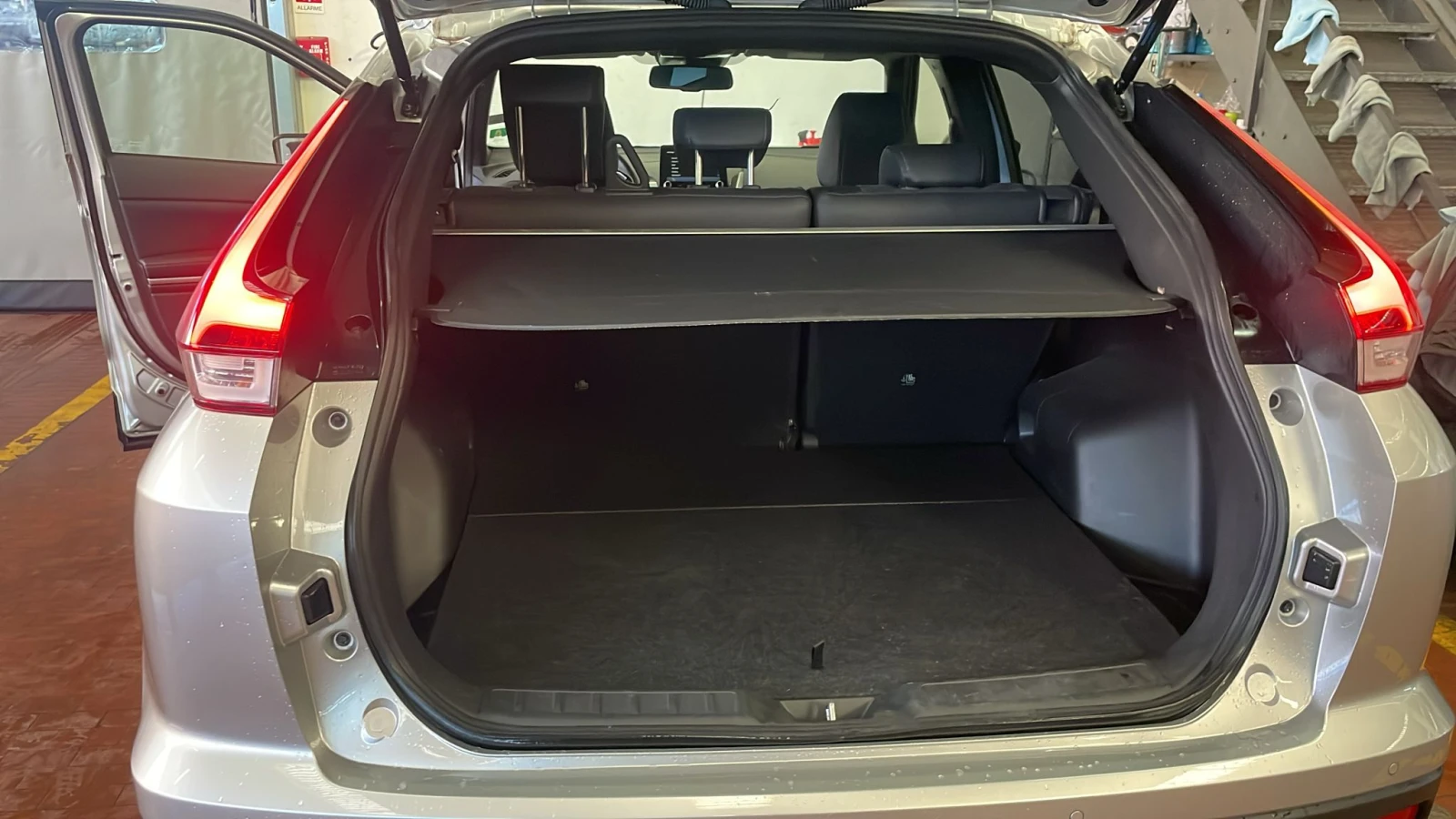 Mitsubishi Eclipse Cross 2.4 Plugin, снимка 9 - Автомобили и джипове - 53864133