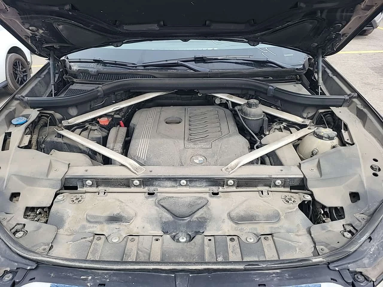BMW X5 * XDRIVE40I * LASER* H/K* HUD* COMFORT SEATS* , снимка 17 - Автомобили и джипове - 54346777