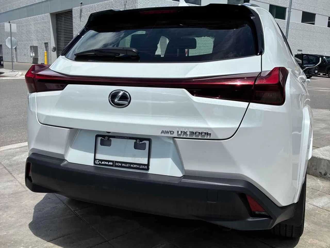 Lexus UX 300h * CARFAX * ОТ ПРЕДСТАВИТЕЛСТВО, снимка 4 - Автомобили и джипове - 54939117