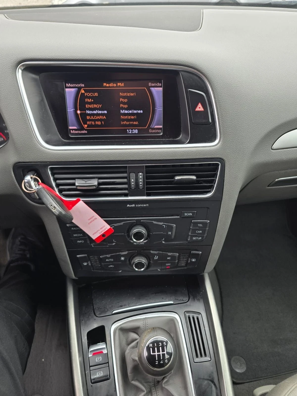 Audi Q5 2.0TDI 4x4, Джип, Употребяван, нов внос, Пловдив, снимка 6 - Автомобили и джипове - 54963528