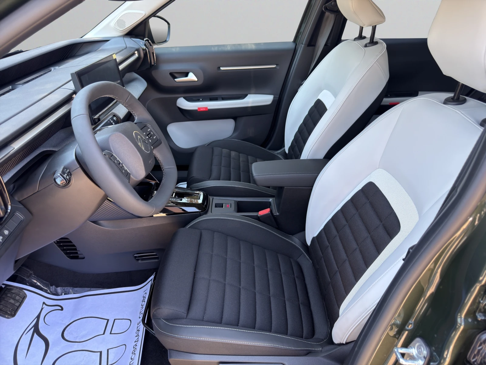 Citroen C3 Aircross MAX Electric 113 Extended range Automatic E6, снимка 10 - Автомобили и джипове - 56723659