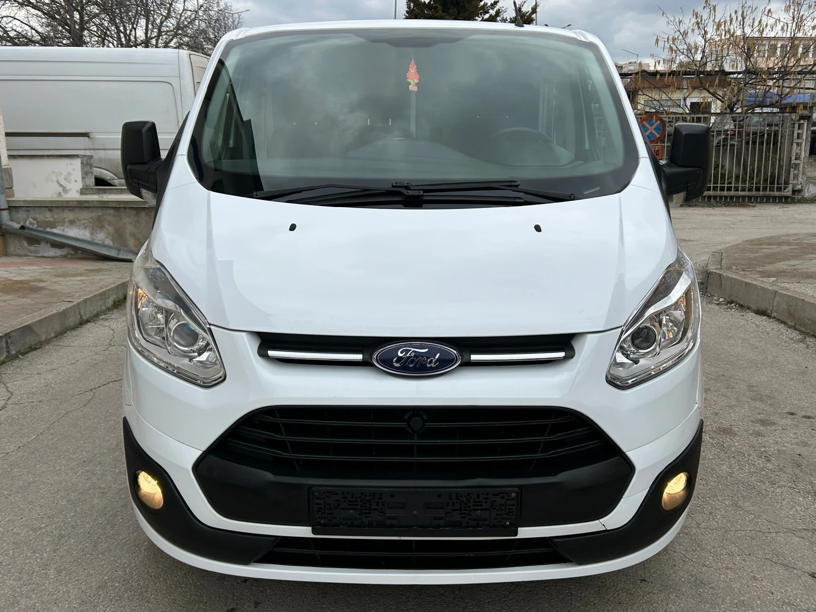 Ford Transit Custom 2.2TDCI 101k.c. ЕВРО 5, снимка 2 - Бусове и автобуси - 53904747