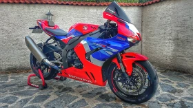 ����� �� �������� �� Honda Cbr Fireblade RR-R