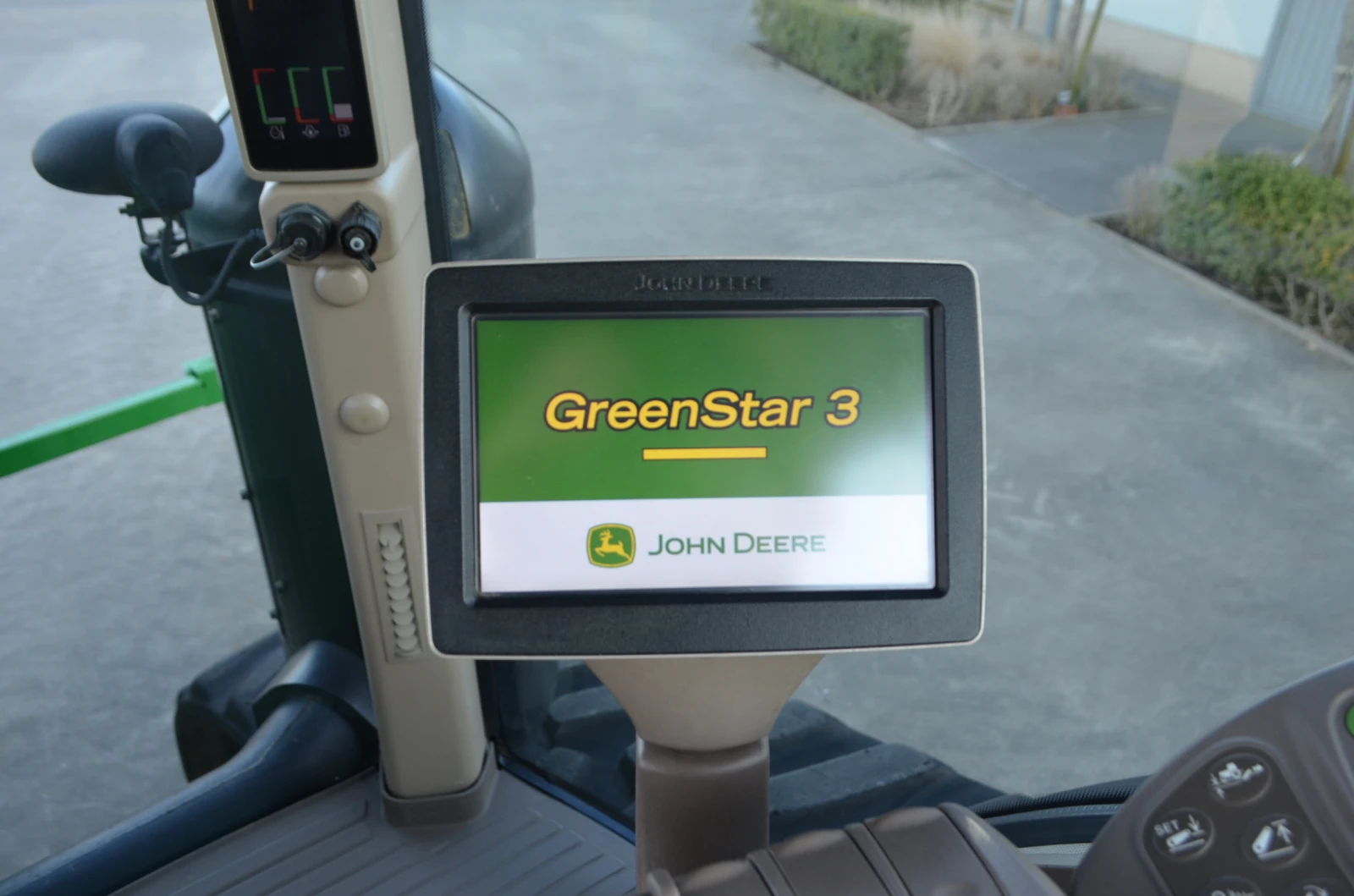 Трактор John Deere 8360RT - изображение 10