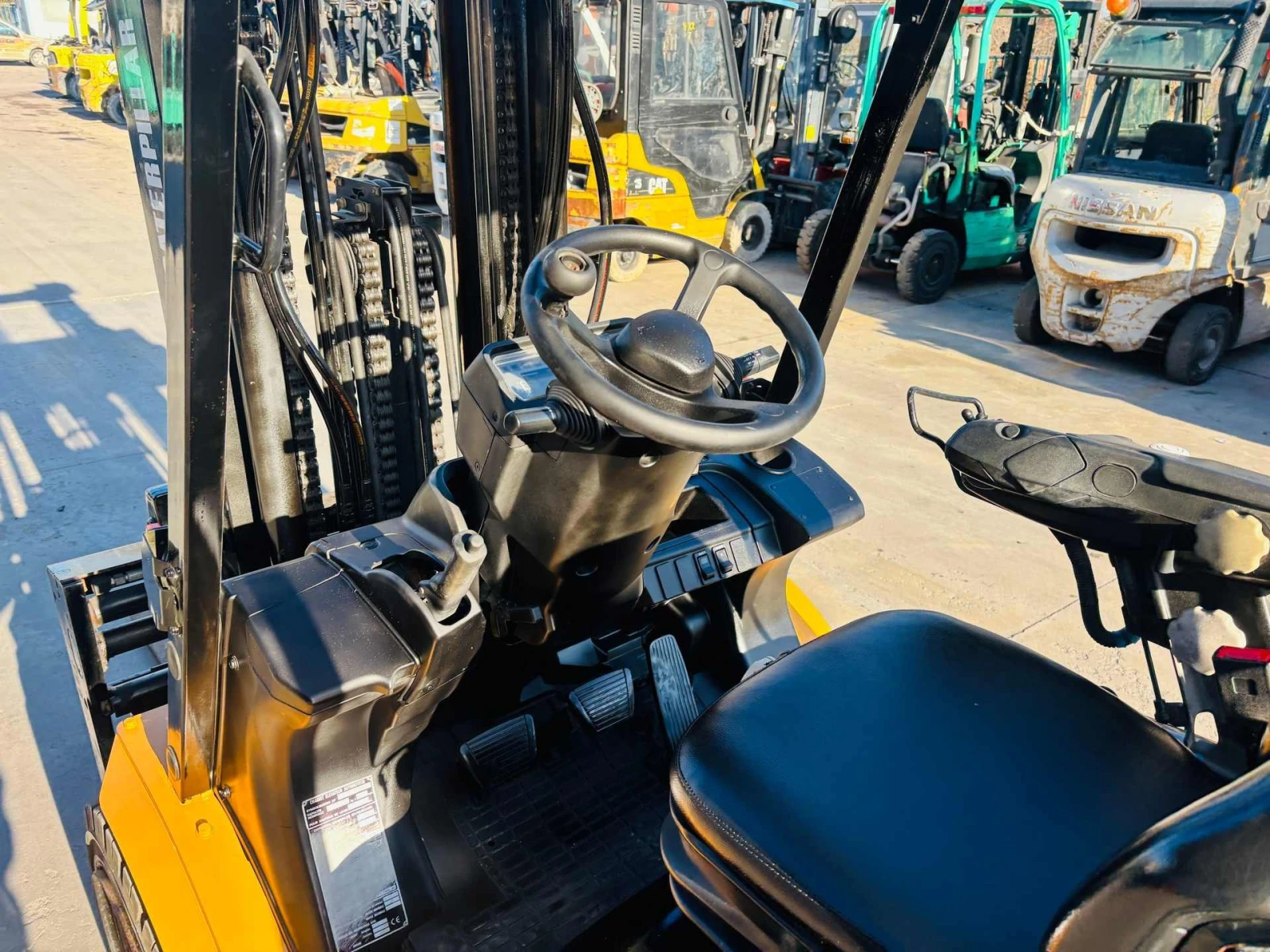 ������� Cat ������� ���������� � ���������� �� �������� | Mobile.bg � ����������� 7