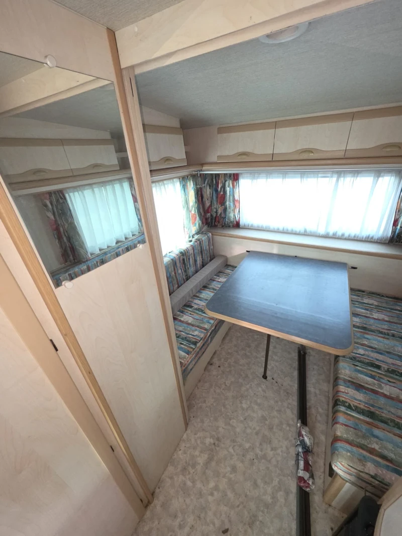 Каравана Adria Nova, снимка 7 - Каравани и кемпери - 52756362