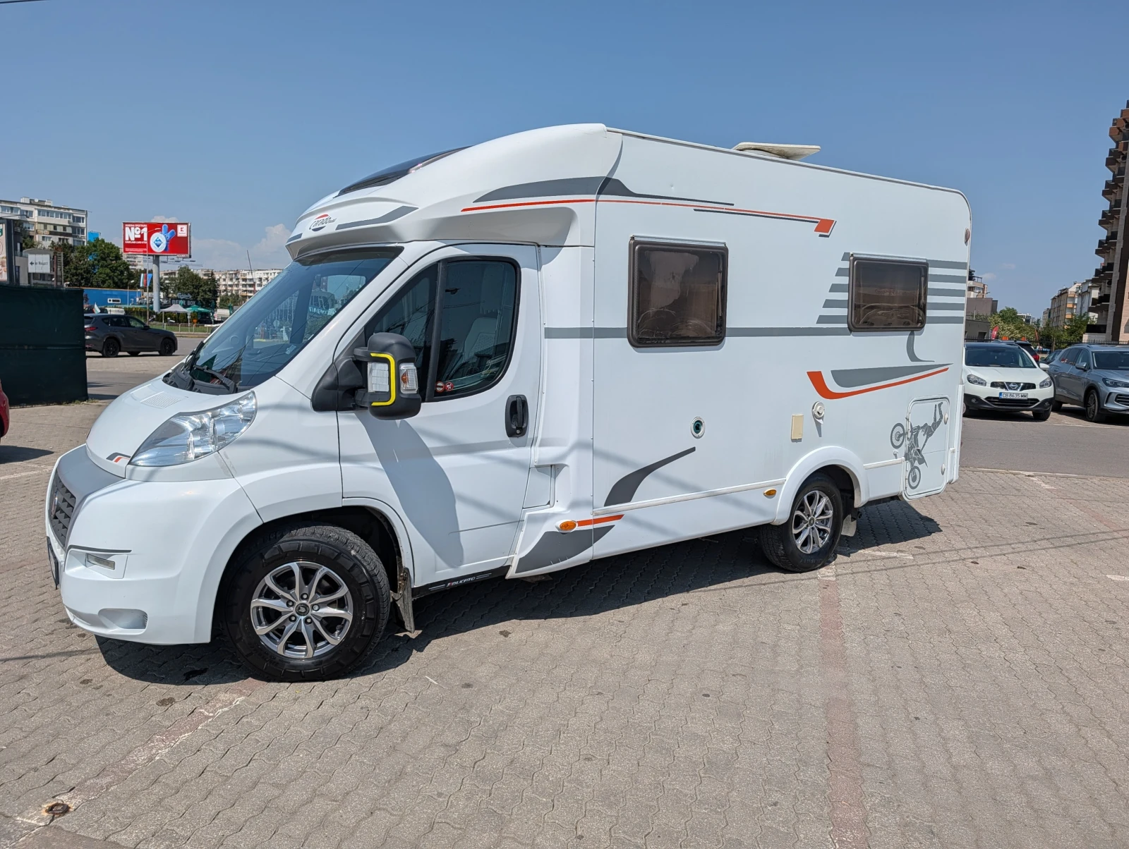 Кемпер Carado T135