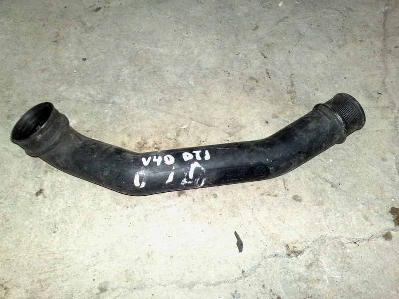Тръба турбо за Волво В40 1.9ДТИ