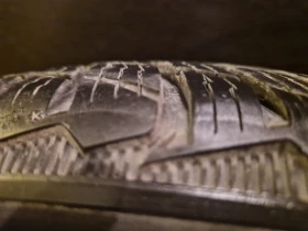 Гуми Зимни 235/55R18, снимка 8