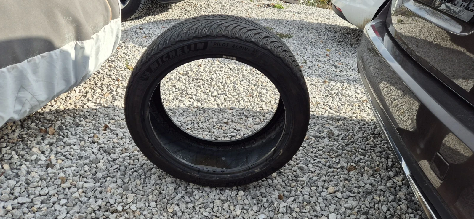 ���� 225/40R18 | Mobile.bg � ����������� 1