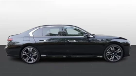 BMW 740 M-Sport xDrive, снимка 3