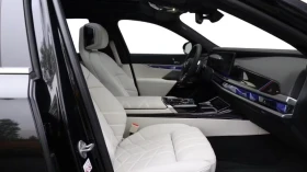 BMW 740 M-Sport xDrive, снимка 8