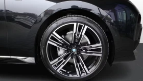BMW 740 M-Sport xDrive, снимка 2