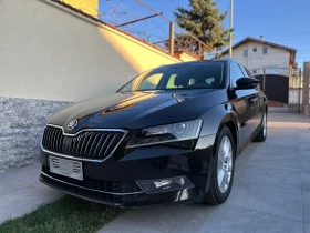 Skoda Superb Distrinic/Navi/Led, снимка 1