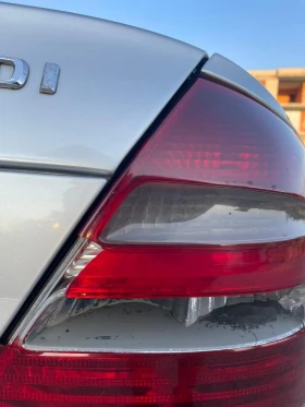 Обява за продажба на Mercedes-Benz E 320 ~5 900 лв. - изображение 10
