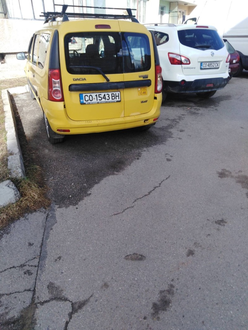 Dacia Logan, снимка 3 - Автомобили и джипове - 46110836
