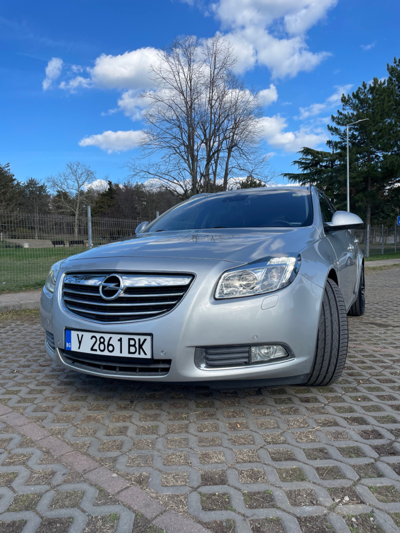 Opel Insignia, снимка 3 - Автомобили и джипове - 44497883