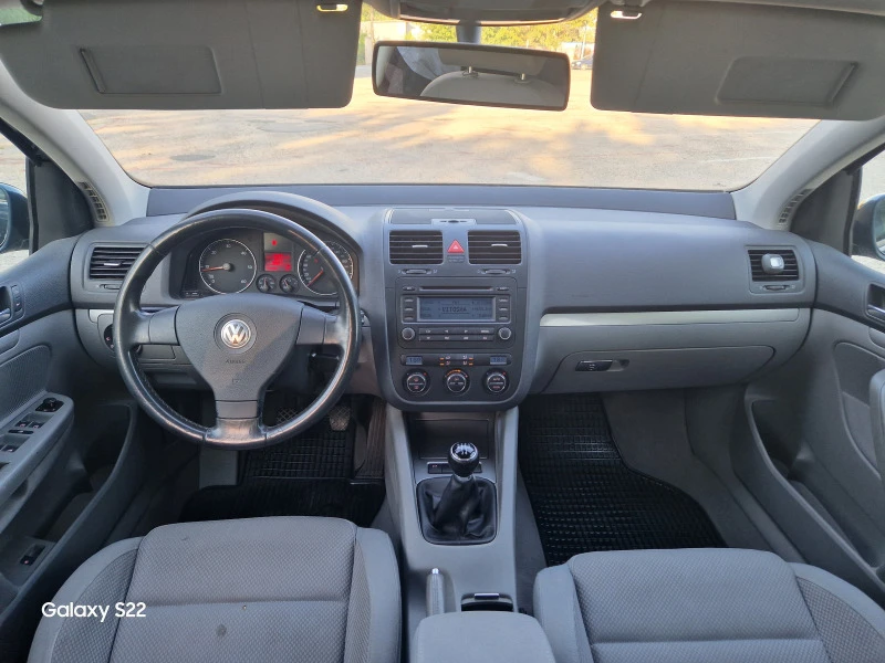 VW Golf 1.9TDI Highline , снимка 8 - Автомобили и джипове - 46529128