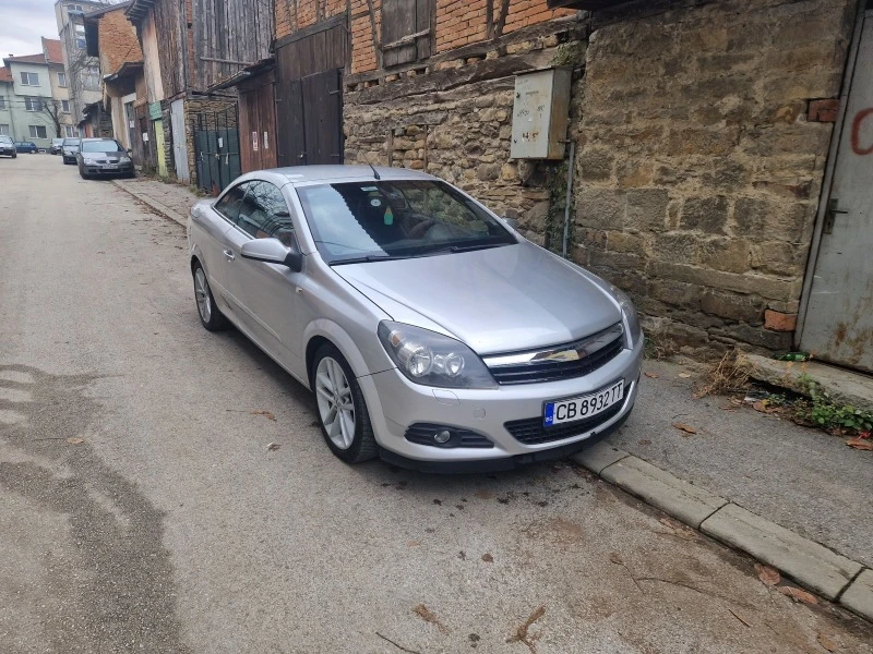 Opel Astra 1.8, снимка 11 - Автомобили и джипове - 47299479