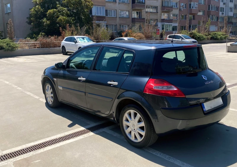 Renault Megane, снимка 3 - Автомобили и джипове - 48200226