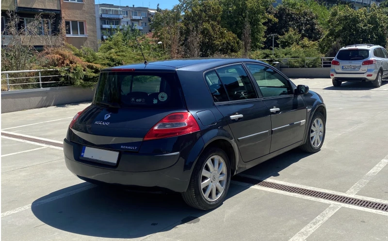 Renault Megane, снимка 2 - Автомобили и джипове - 48200226