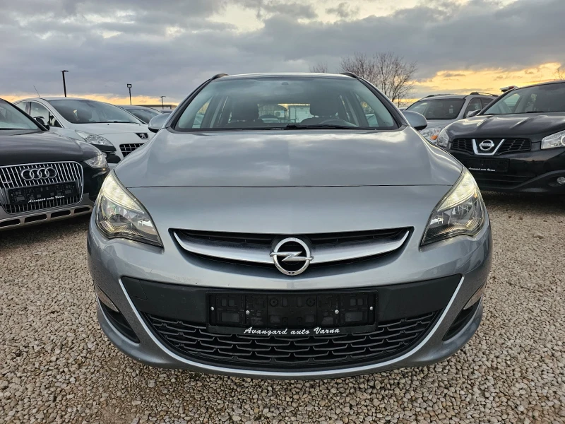 Opel Astra 1.4T, GPL, Cosmo, Facelift , снимка 2 - Автомобили и джипове - 48327238