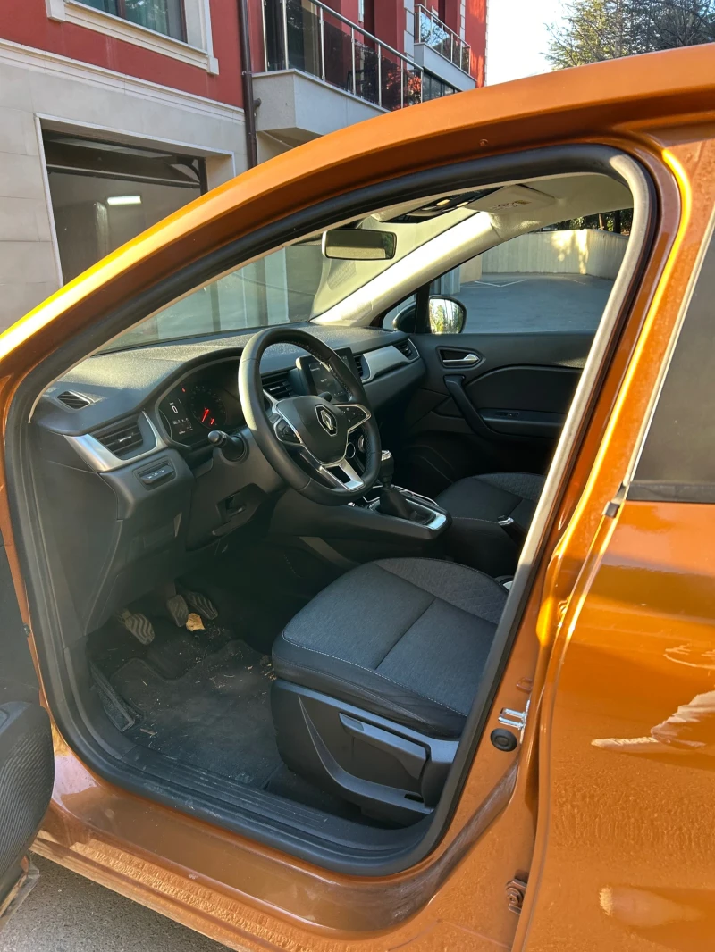 Renault Captur TCe 90, снимка 4 - Автомобили и джипове - 48392595