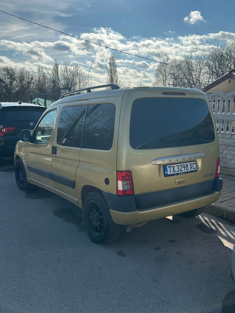 Peugeot Partner, снимка 9 - Автомобили и джипове - 48556340