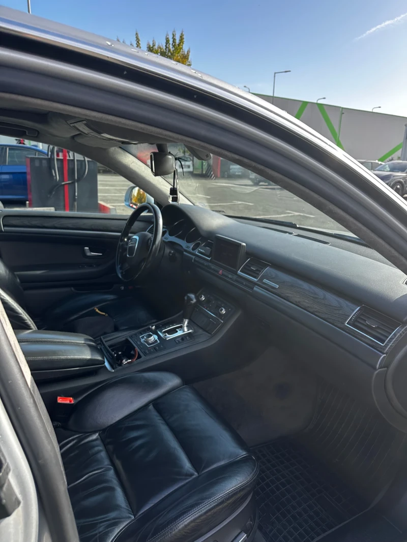 Audi A8, снимка 4 - Автомобили и джипове - 51880786