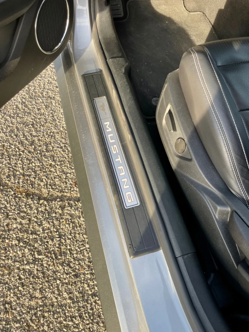 Ford Mustang 2.3 Eco boost, снимка 11 - Автомобили и джипове - 52418164