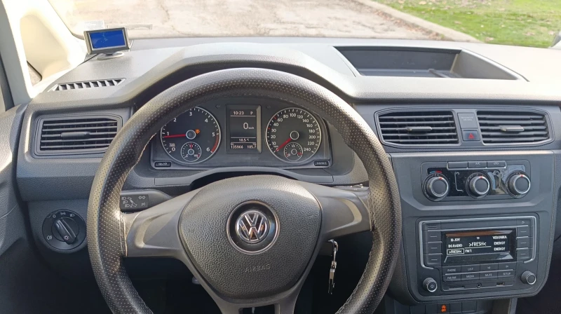 VW Caddy 2.0TDI 102к.с.DSG, снимка 13 - Автомобили и джипове - 52388182