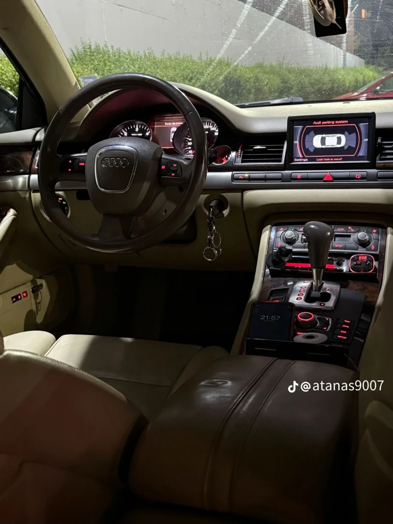 Audi A8, снимка 7 - Автомобили и джипове - 52974563