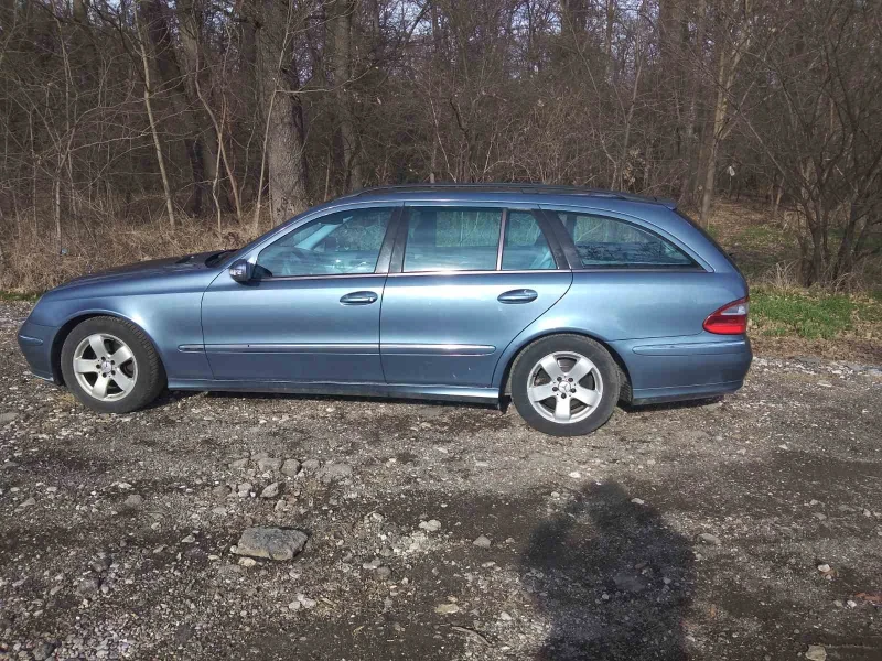 Mercedes-Benz E 270 2.7 CDI, снимка 5 - Автомобили и джипове - 53076894