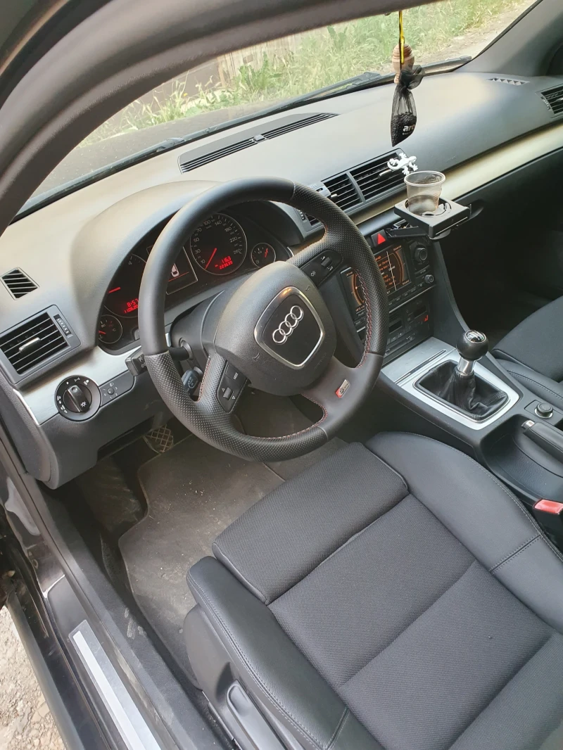 Audi A4, снимка 4 - Автомобили и джипове - 53421808