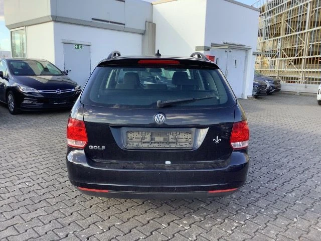 VW Golf 1.9 TDI BLS Германия Нави Климатроник 1-Собственик, снимка 3 - Автомобили и джипове - 54046141