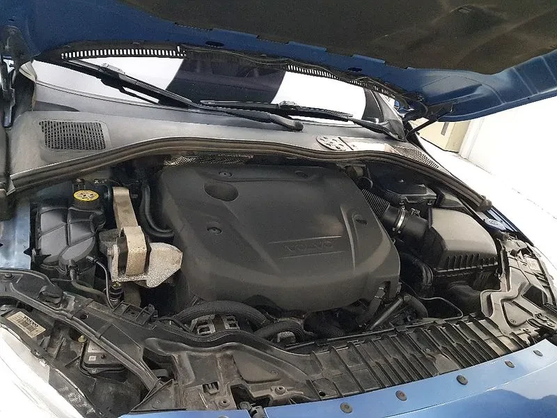 Volvo S60, снимка 6 - Автомобили и джипове - 54326558