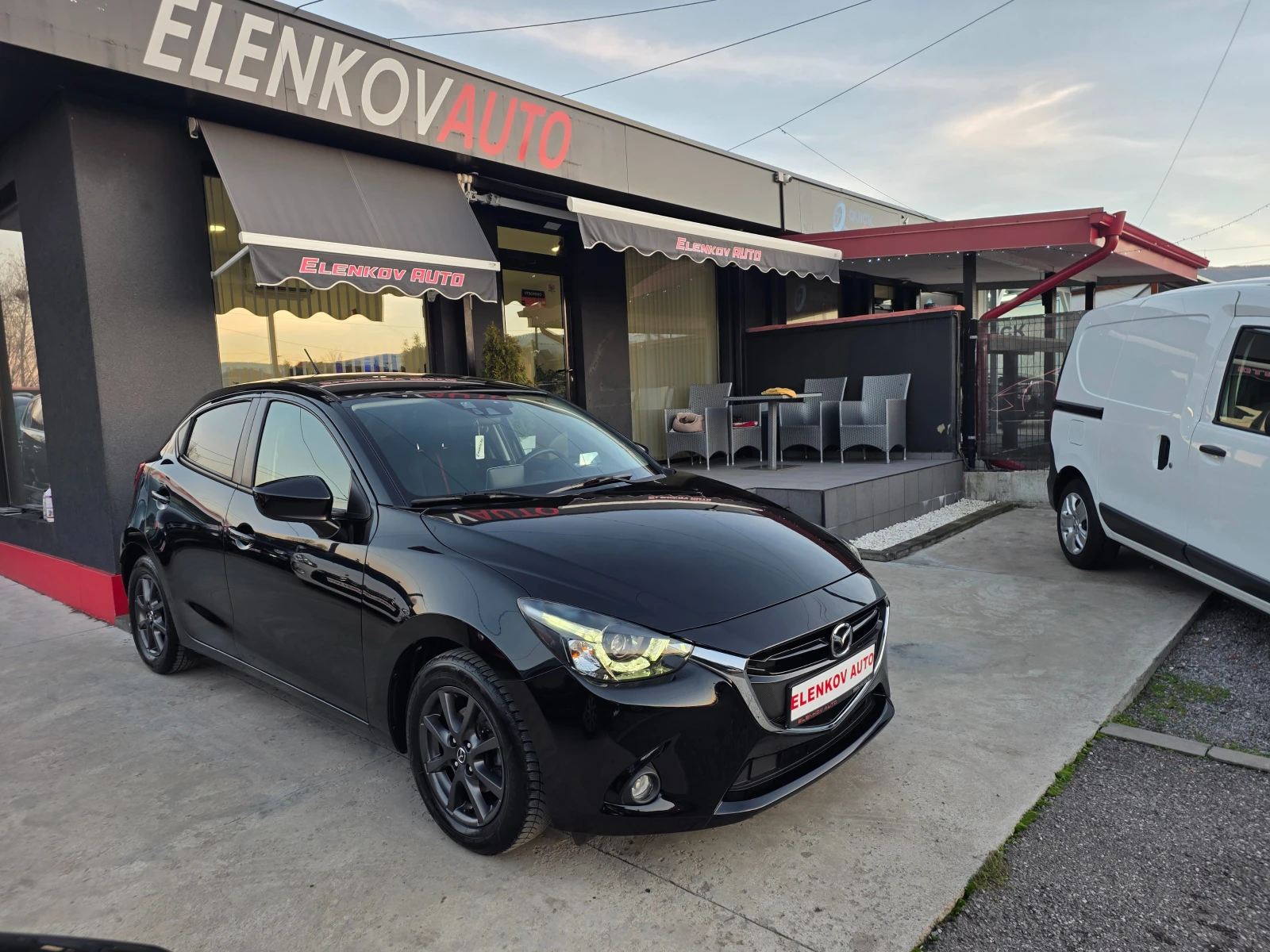 Mazda 2 1.5I-116к.с SKYACTIV-G Revolution-ШВЕЙЦАРИЯ, снимка 1