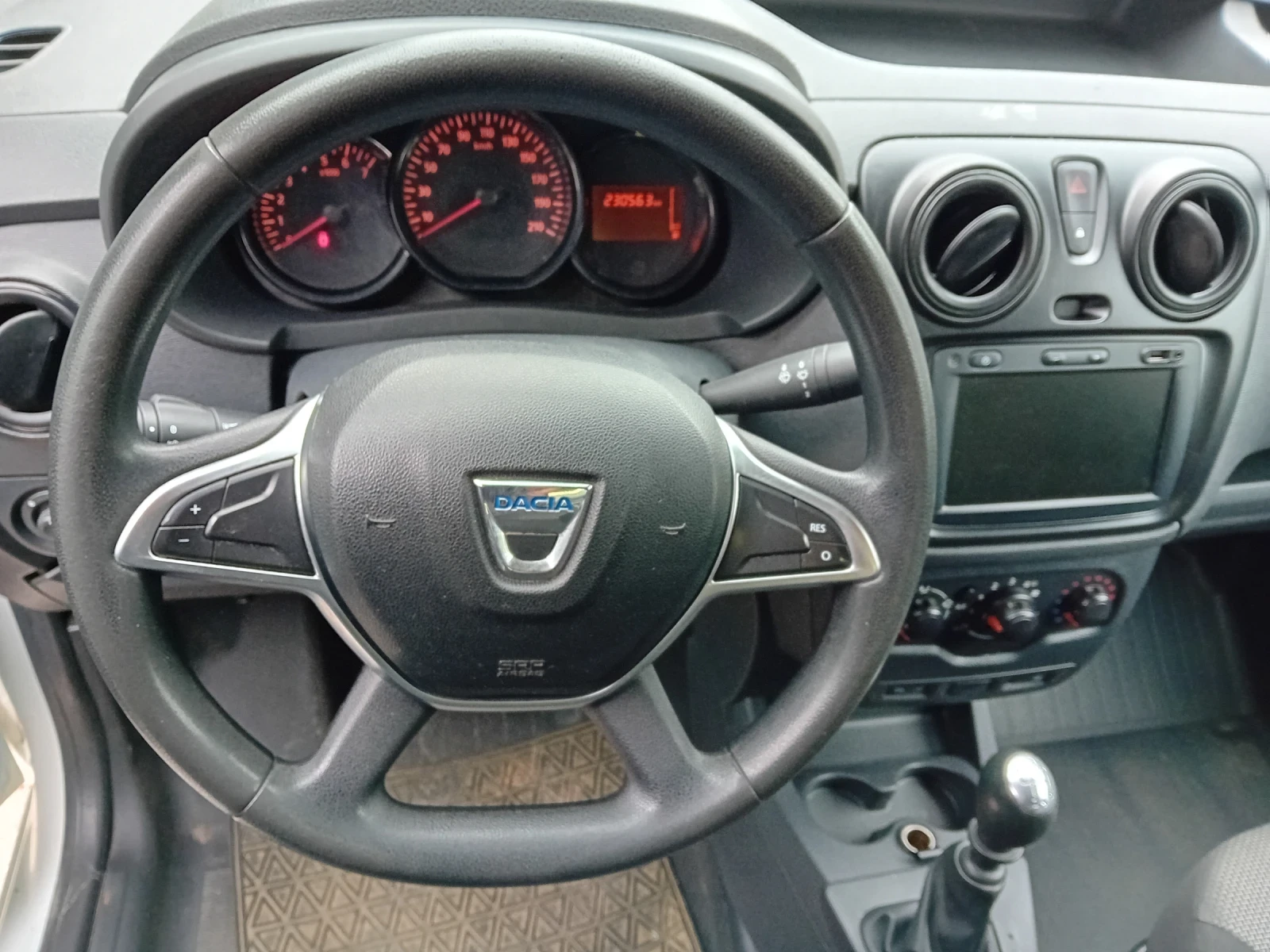 Dacia Dokker 1.5dci - изображение 9