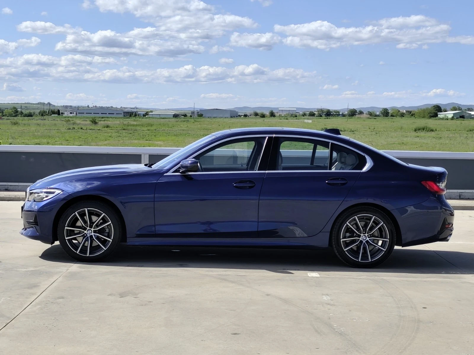 BMW 330 330i - изображение 10