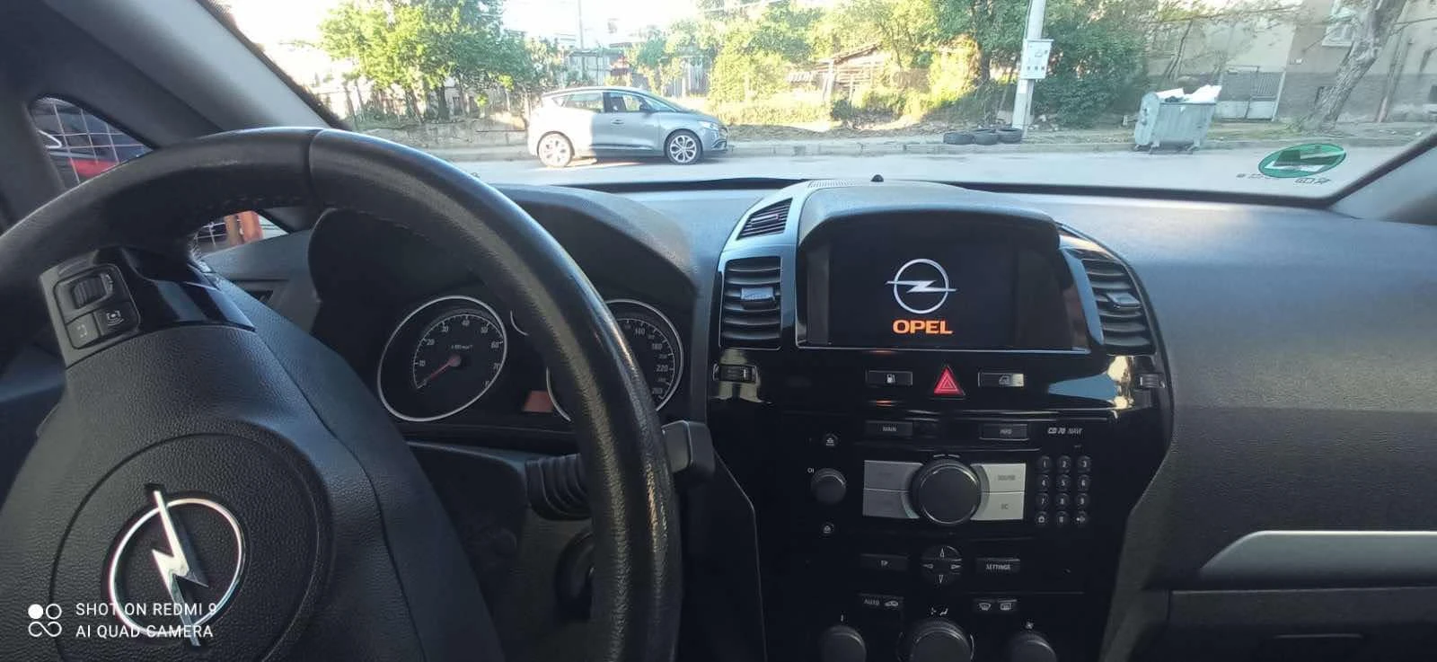 Opel Zafira 1.6 CNG - изображение 9