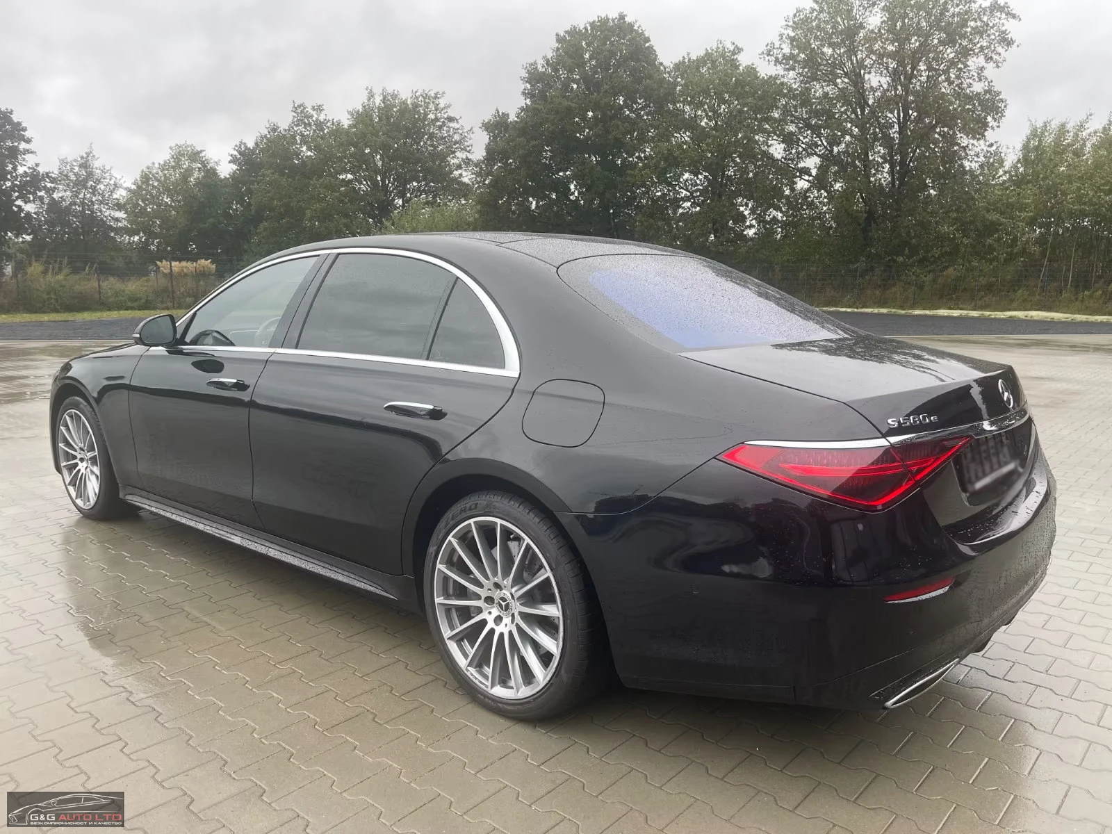 Mercedes-Benz S 580 e/AMG/510HP/NIGHT-P./LONG/HUD/PANO/360/ACC/826f - изображение 2